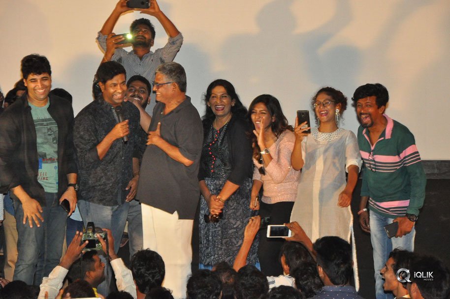 Ami-Thumi-Movie-Success-Meet-At-Vizag